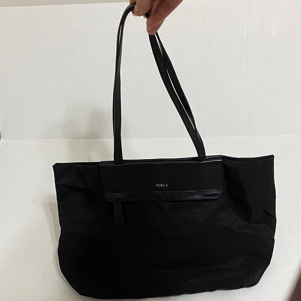 Furla Elegant Black Tote Bag - Picture 15 of 16